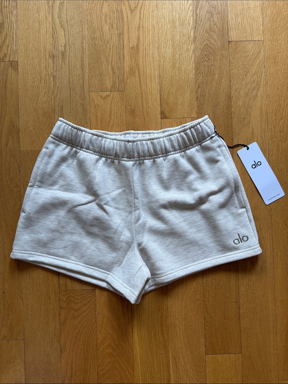 NWT ALO Accolade Short - Oatmeal Heather